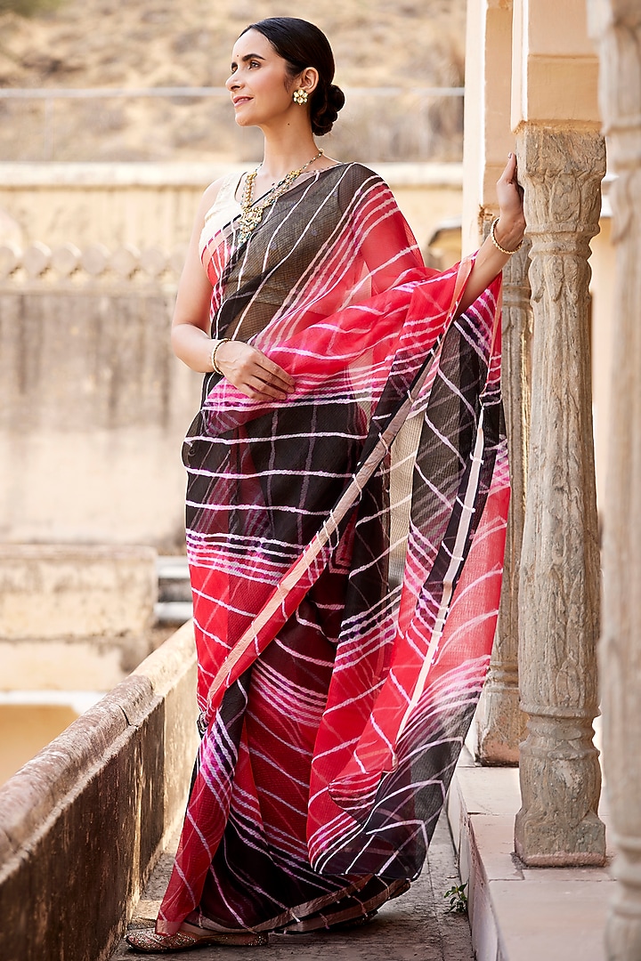 Red & Black Kota Silk Hand-Dyed Leheriya Festive Saree Set by Geroo Jaipur at Pernia's Pop Up Shop