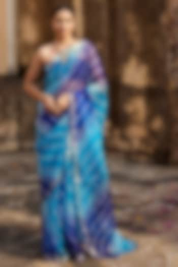 Turquoise Blue Kota Silk Hand-Dyed Leheriya Saree Set by Geroo Jaipur at Pernia's Pop Up Shop