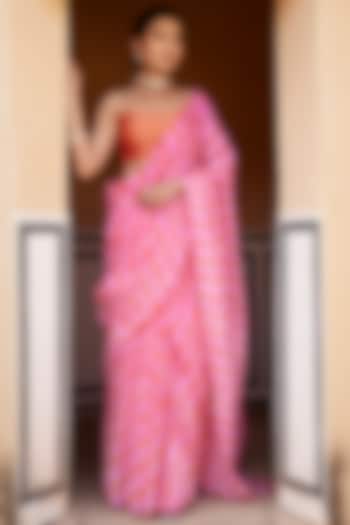 Pink Tussar Silk Hand-Dyed Leheriya Saree Set by Geroo Jaipur