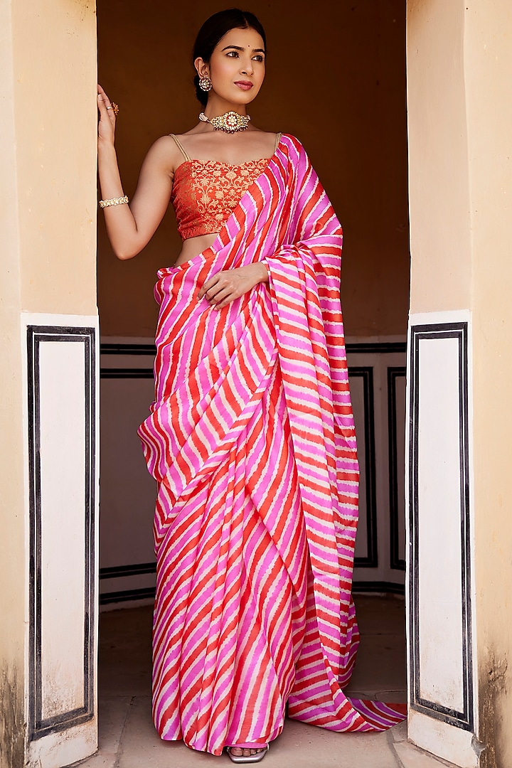 Pink Tussar Silk Hand-Dyed Leheriya Saree Set by Geroo Jaipur