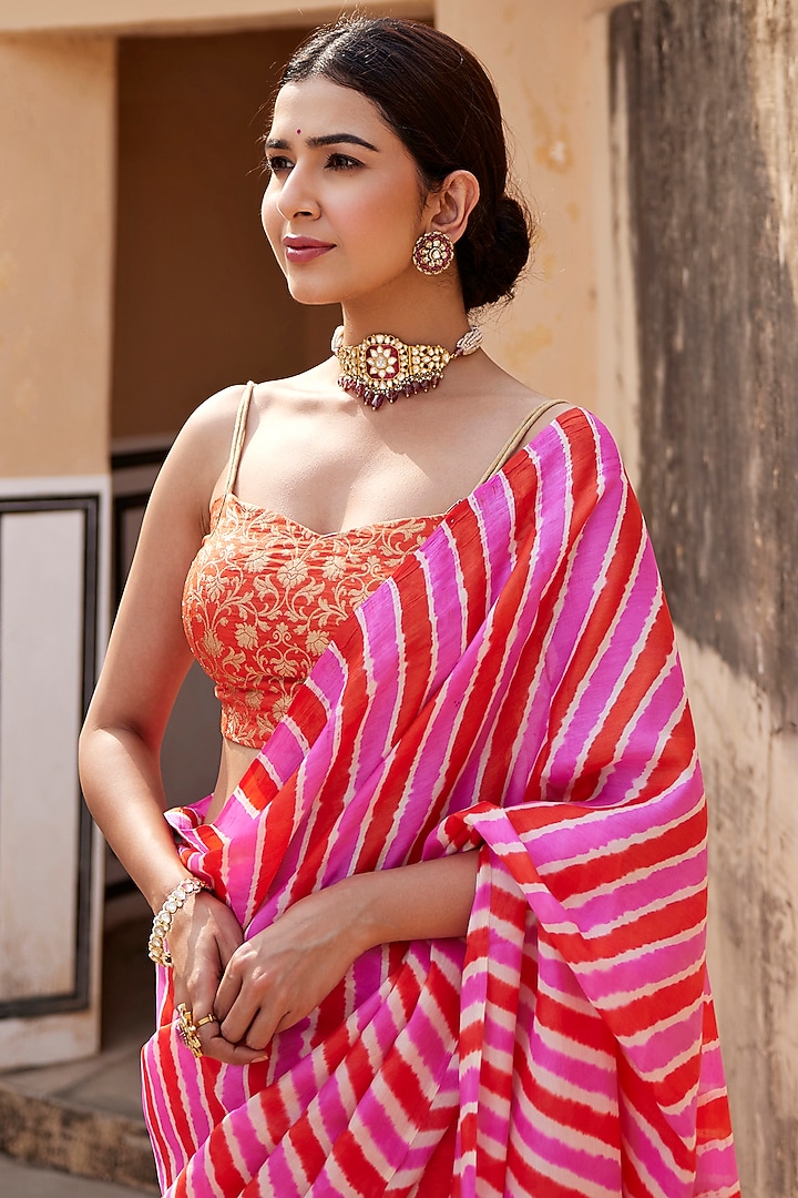 Pink Tussar Silk Hand-Dyed Leheriya Wedding Saree Set by Geroo Jaipur at Pernia's Pop Up Shop