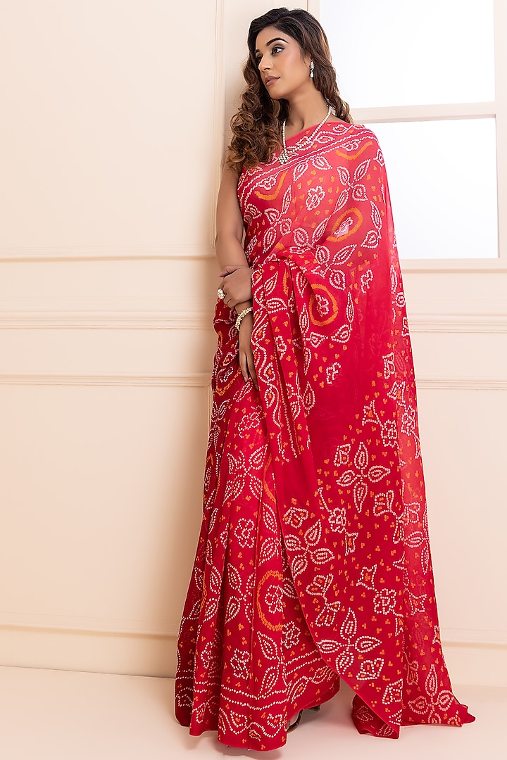 Red Pure Georgette Handcrafted Bandhani Saree Set by Geroo Jaipur