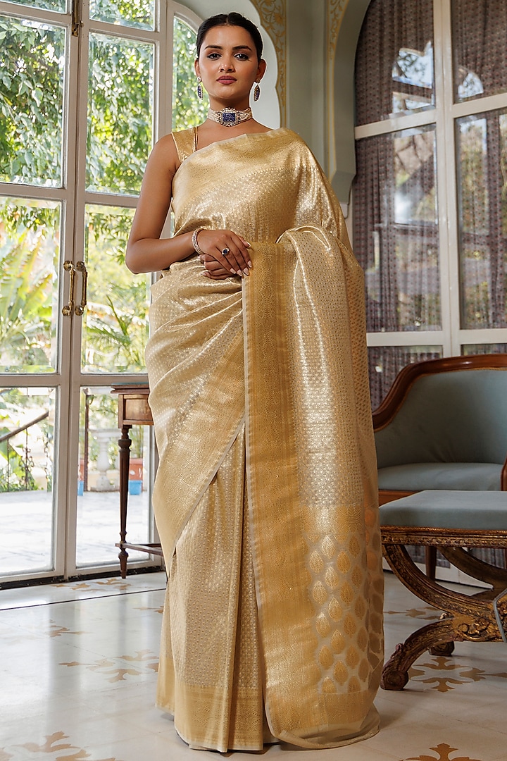 Golden Handwoven Banarasi Silk Zari Work Saree Set by Geroo Jaipur