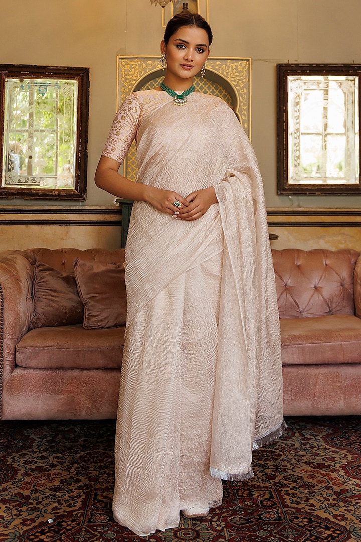 Silver Crinkle Banarasi Tissue Saree Set by Geroo Jaipur