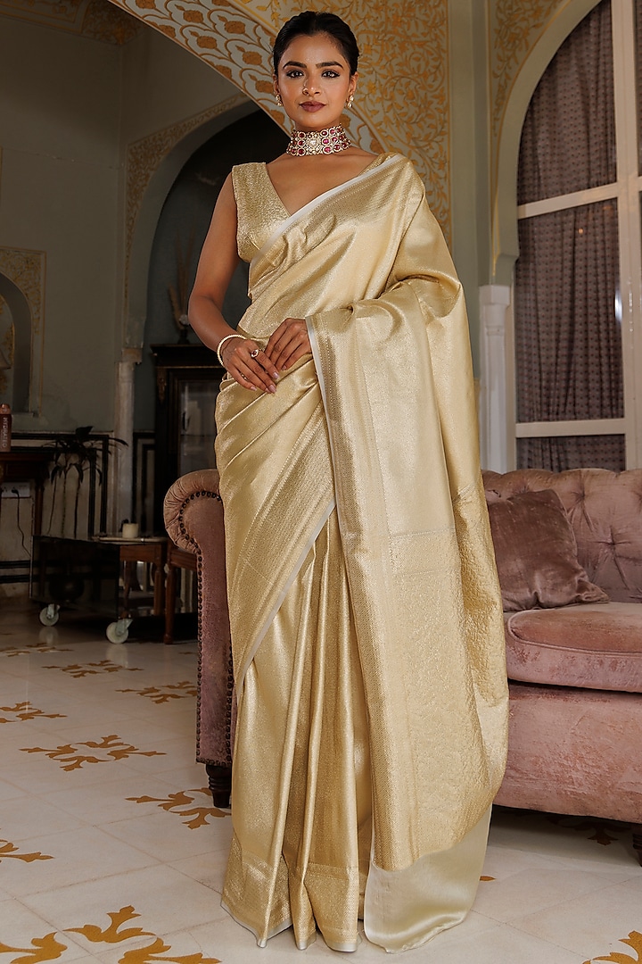 Golden Handwoven Banarasi Silk Zari Saree Set by Geroo Jaipur