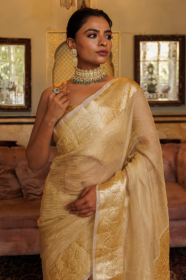 Light Golden Banarasi Tissue Wedding Saree Set by Geroo Jaipur at Pernia's Pop Up Shop