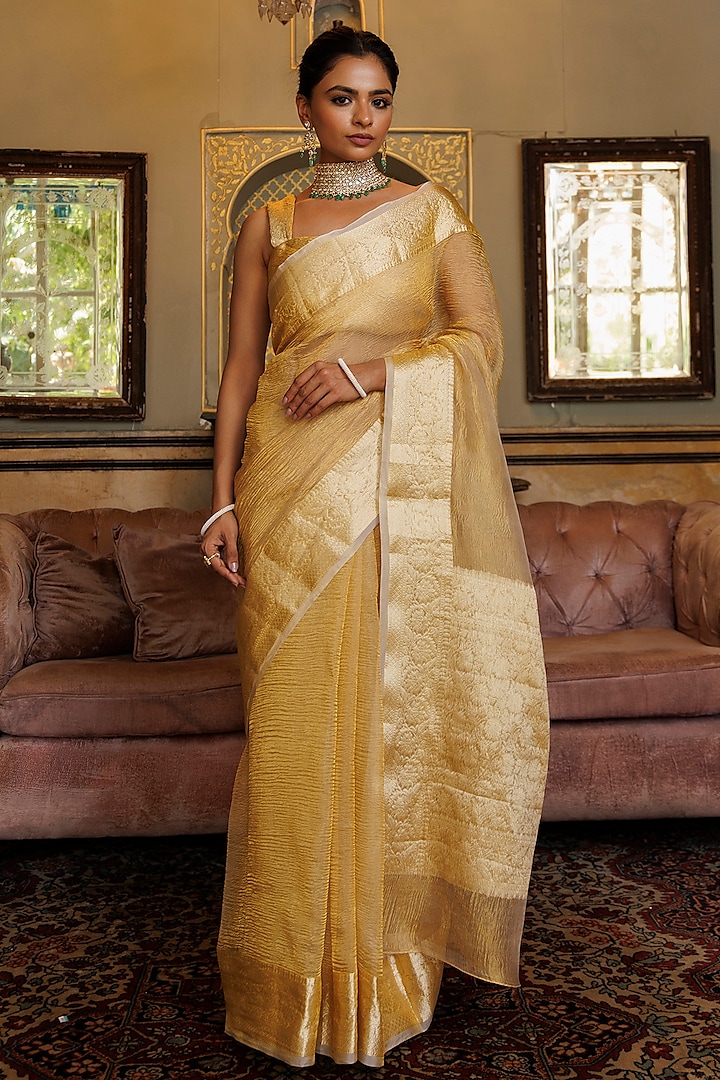 Dark Gold Banarasi Tissue Crinkled Saree Set by Geroo Jaipur