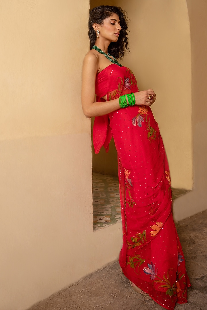 Red Chiffon Floral Hand Painted Pre-Draped Party Wear Saree Set by Geroo Jaipur at Pernia's Pop Up Shop