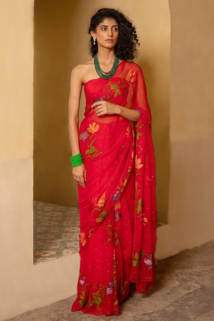 Red Chiffon Floral Hand Painted Pre-Draped Party Wear Saree Set by Geroo Jaipur at Pernia's Pop Up Shop