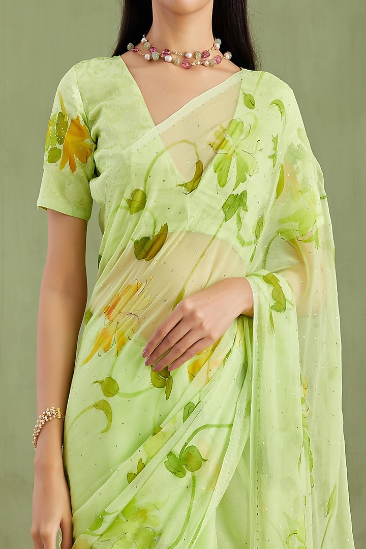 Green Chiffon Floral Hand Painted Pre-Draped Party Wear Saree Set by Geroo Jaipur at Pernia's Pop Up Shop