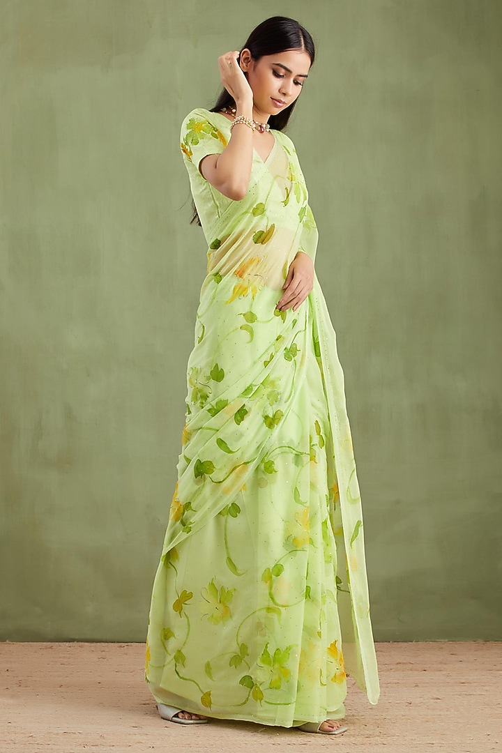 Green Chiffon Floral Hand Painted Pre-Draped Party Wear Saree Set by Geroo Jaipur at Pernia's Pop Up Shop