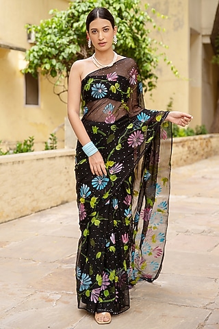 Black Chiffon Floral Hand Painted Pre-Draped Saree Set by Geroo Jaipur