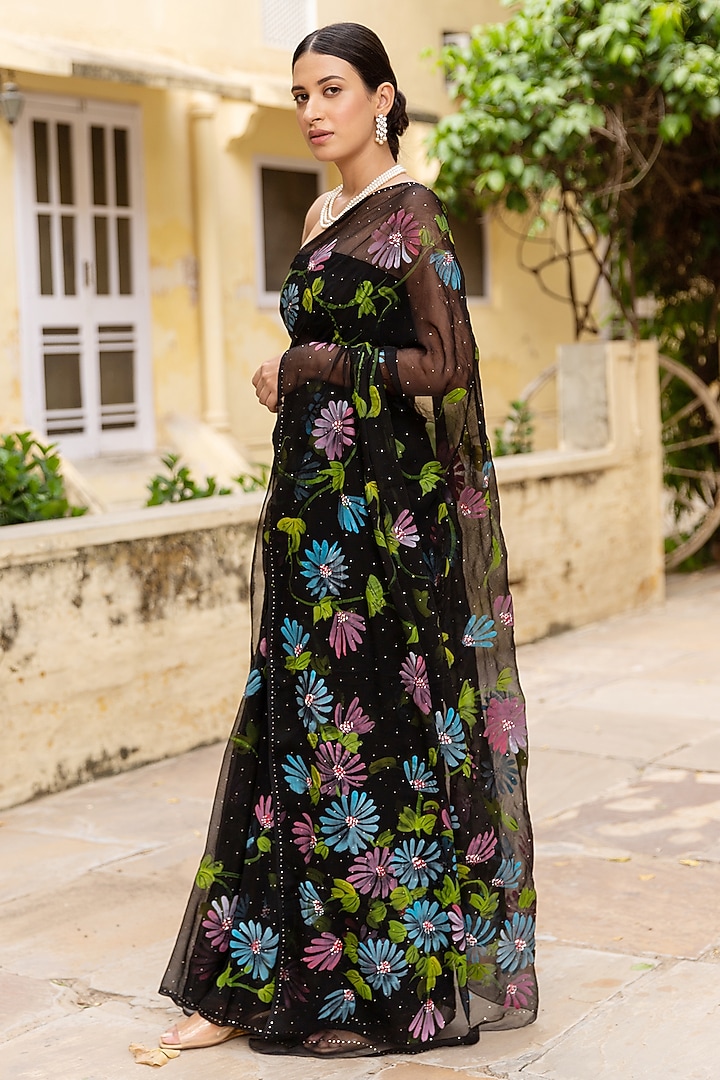 Black Chiffon Floral Hand Painted Pre-Draped Party Wear Saree Set by Geroo Jaipur at Pernia's Pop Up Shop