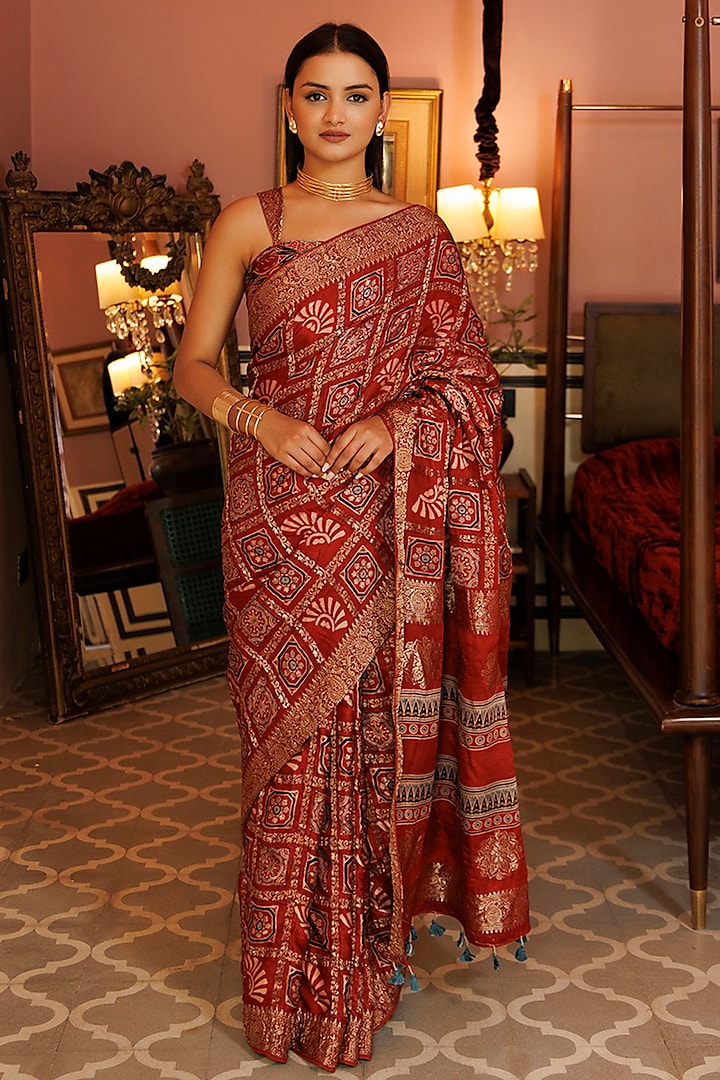 Red Gharchola Ajrakh Hand Block Printed Saree Set by Geroo Jaipur at Pernia's Pop Up Shop