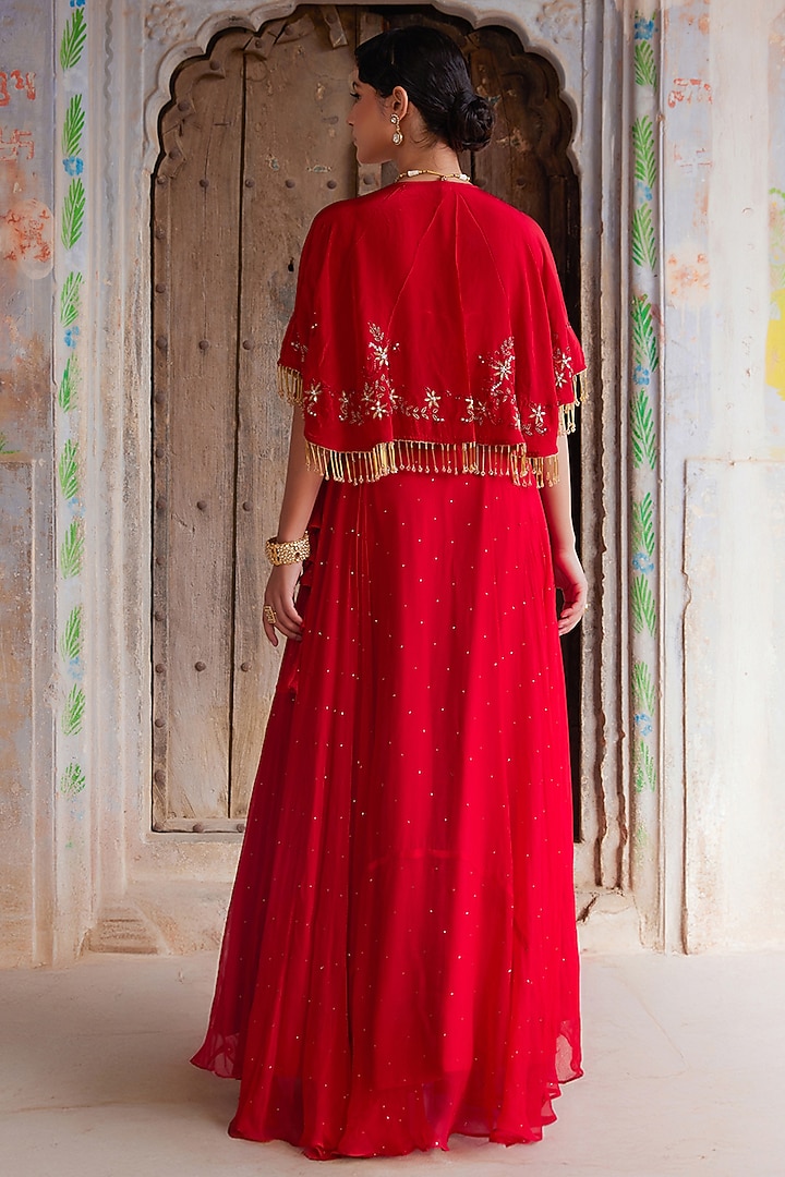 Red Soft Chiffon Wedding Lehenga Set by Geroo Jaipur at Pernia's Pop Up Shop