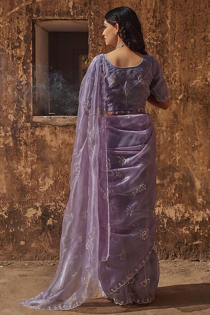 Mauve Tissue Hand Embroidered Wedding Saree Set by Geroo Jaipur at Pernia's Pop Up Shop