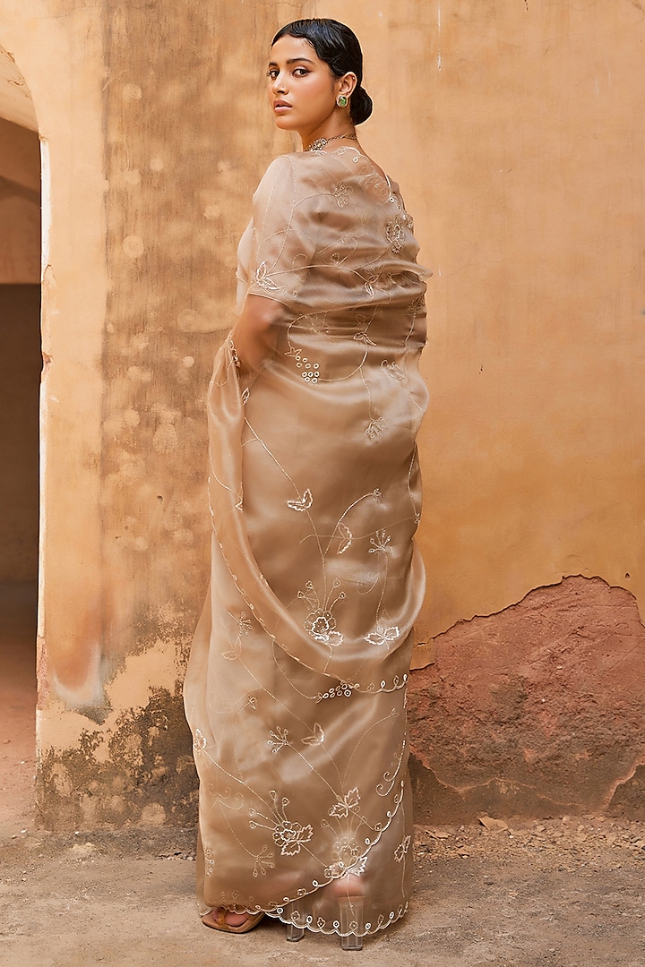 Metallic Taupe Tissue Hand Embroidered Wedding Saree Set by Geroo Jaipur at Pernia's Pop Up Shop