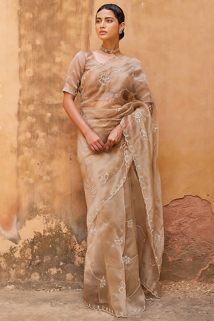 Metallic Taupe Tissue Hand Embroidered Wedding Saree Set by Geroo Jaipur at Pernia's Pop Up Shop
