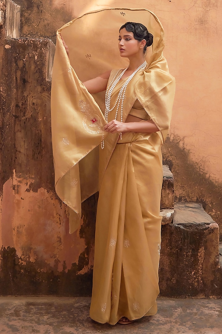Golden Tissue Gota Patti Work Party Wear Saree Set by Geroo Jaipur at Pernia's Pop Up Shop