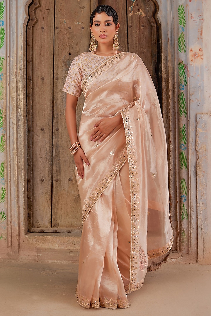 Rose Gold Tissue Hand Embellished Wedding Saree Set by Geroo Jaipur at Pernia's Pop Up Shop