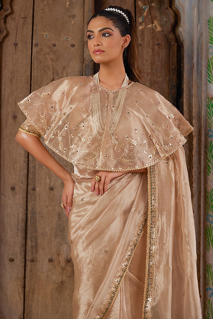 Gold Tissue Hand Embellished Jacket Reception Saree Set by Geroo Jaipur at Pernia's Pop Up Shop