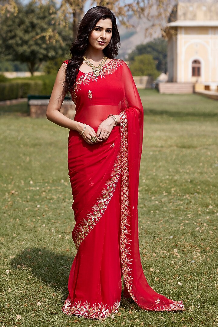 Red Chiffon Aari Hand Embroidered Party Wear Saree Set by Geroo Jaipur at Pernia's Pop Up Shop