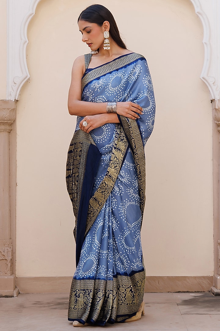 Grey Gajji Silk Printed & Zari Embroidered Wedding Saree Set by Geroo Jaipur at Pernia's Pop Up Shop