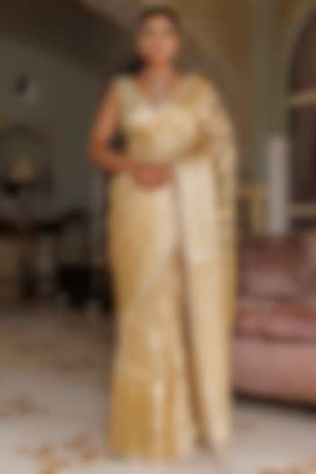Golden Tissue Zari Work Banarasi Handwoven Wedding Saree Set by Geroo Jaipur at Pernia's Pop Up Shop