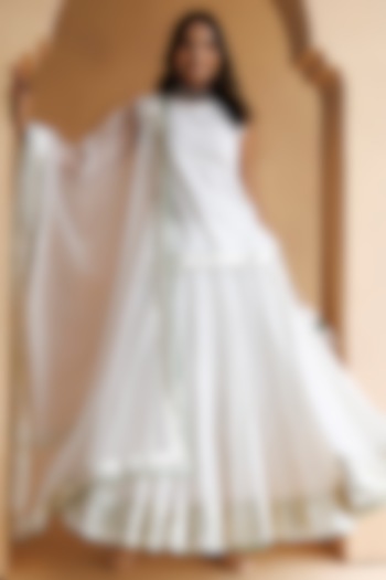 White Cotton Gota Embroidered Skirt Set by Geroo Jaipur at Pernia's Pop Up Shop