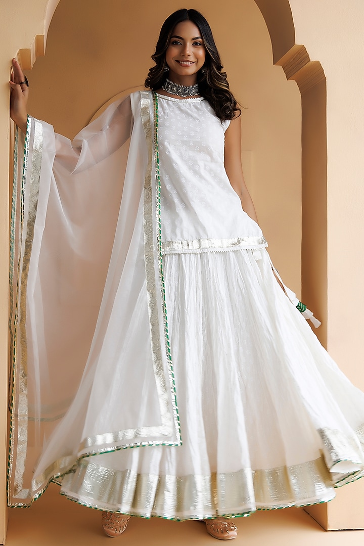 White Cotton Gota Embroidered Skirt Set by Geroo Jaipur at Pernia's Pop Up Shop
