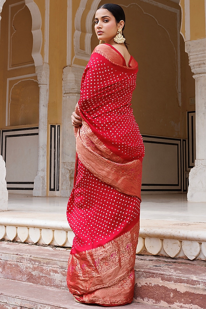Red Traditional Pure Silk Bandhani Zari Work Wedding Saree Set by Geroo Jaipur at Pernia's Pop Up Shop