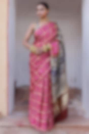 Pink Gajji Silk Handwoven Ajrakh Bandhani Wedding Saree Set by Geroo Jaipur at Pernia's Pop Up Shop