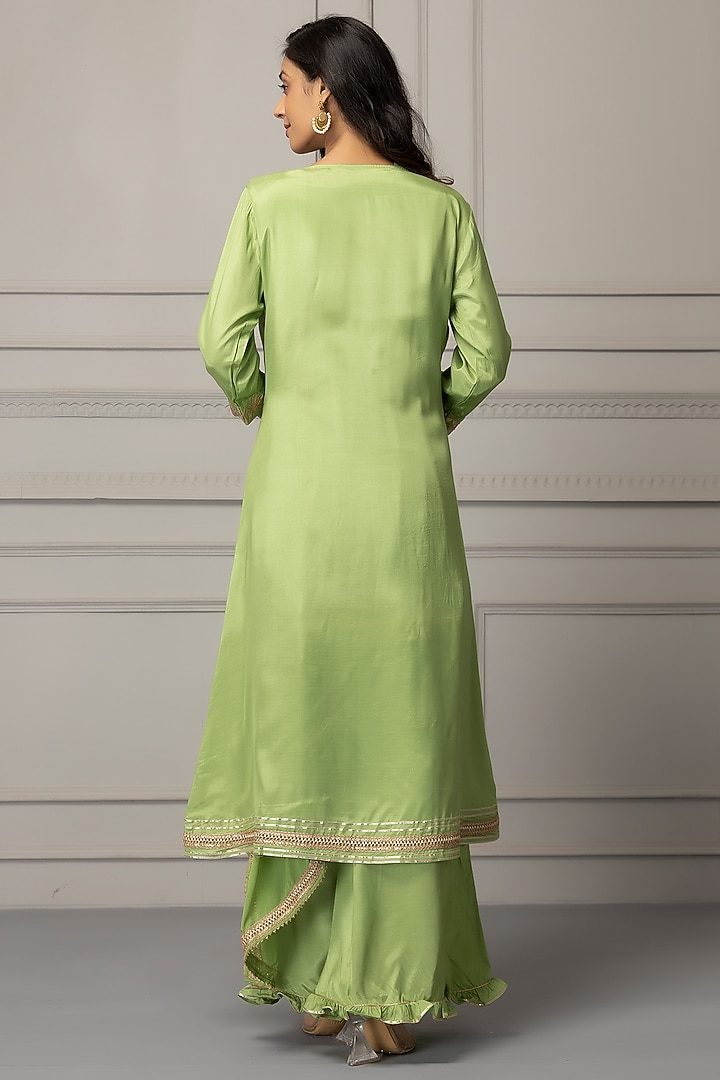 Green Shantoon Gota Patti Embellished Tunic Set by Geroo Jaipur at Pernia's Pop Up Shop