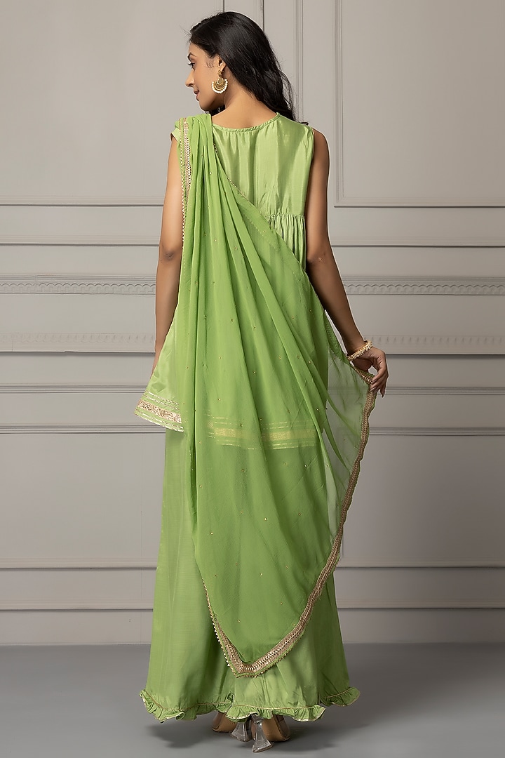 Green Shantoon Gota Patti Embellished Tunic Set by Geroo Jaipur at Pernia's Pop Up Shop