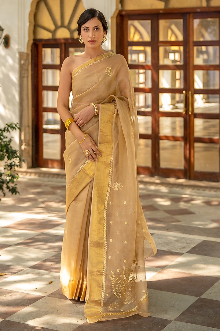 Beige Kota Silk Wedding Saree Set by Geroo Jaipur at Pernia's Pop Up Shop