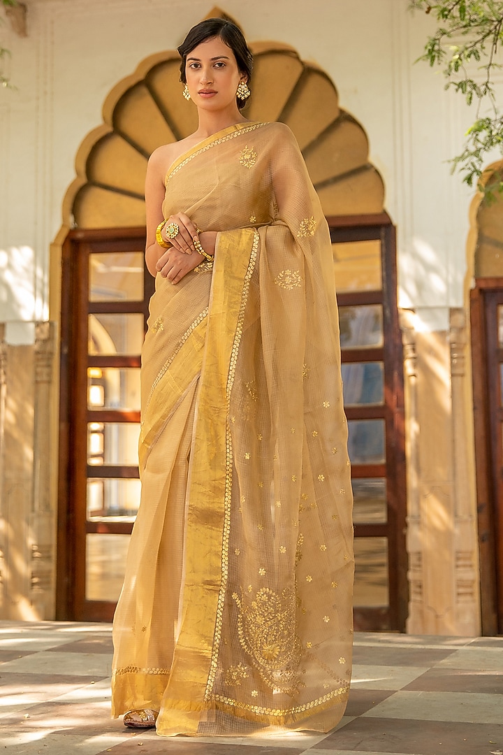 Beige Kota Silk Wedding Saree Set by Geroo Jaipur at Pernia's Pop Up Shop
