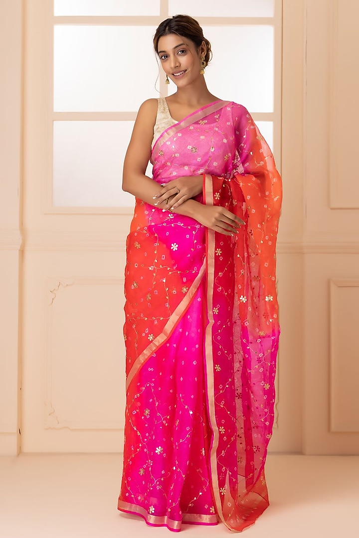Red & Pink Kota Silk Bandhani & Zari Embroidered Wedding Saree Set by Geroo Jaipur at Pernia's Pop Up Shop
