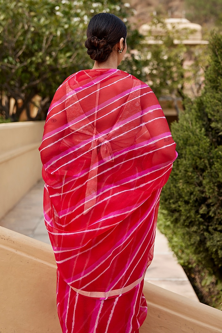 Red & Pink Kota Silk Hand-Dyed Leheriya Party Wear Saree Set by Geroo Jaipur at Pernia's Pop Up Shop