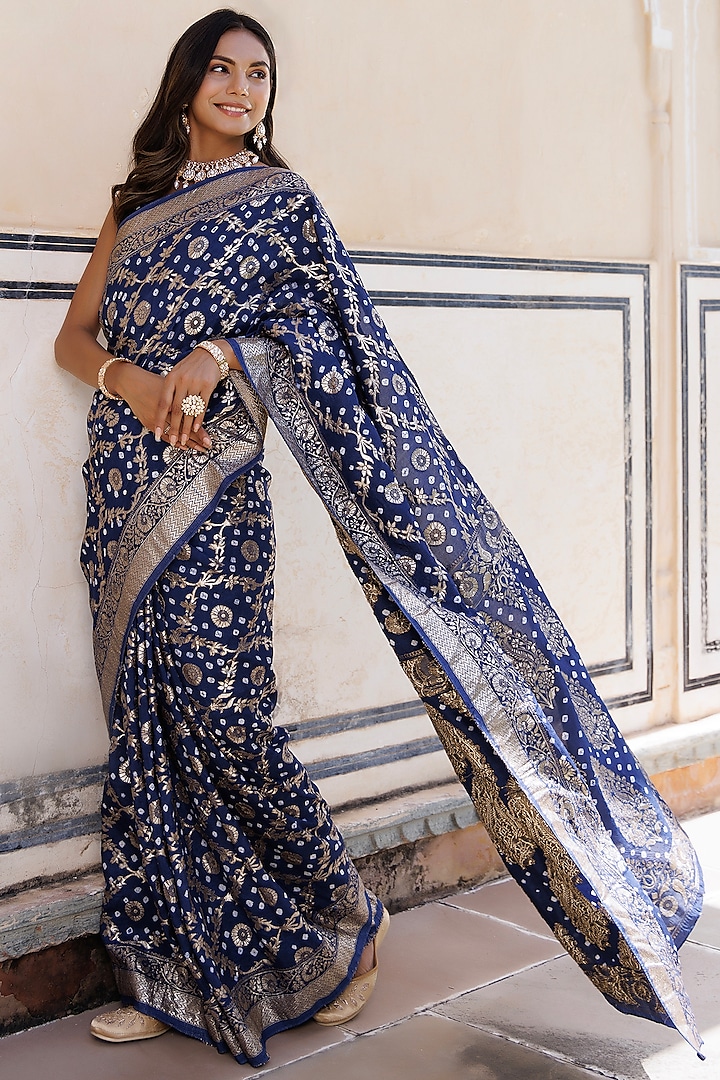 Blue Dola Silk Tie-Dye Bandhani Banarasi Saree Set by Geroo Jaipur