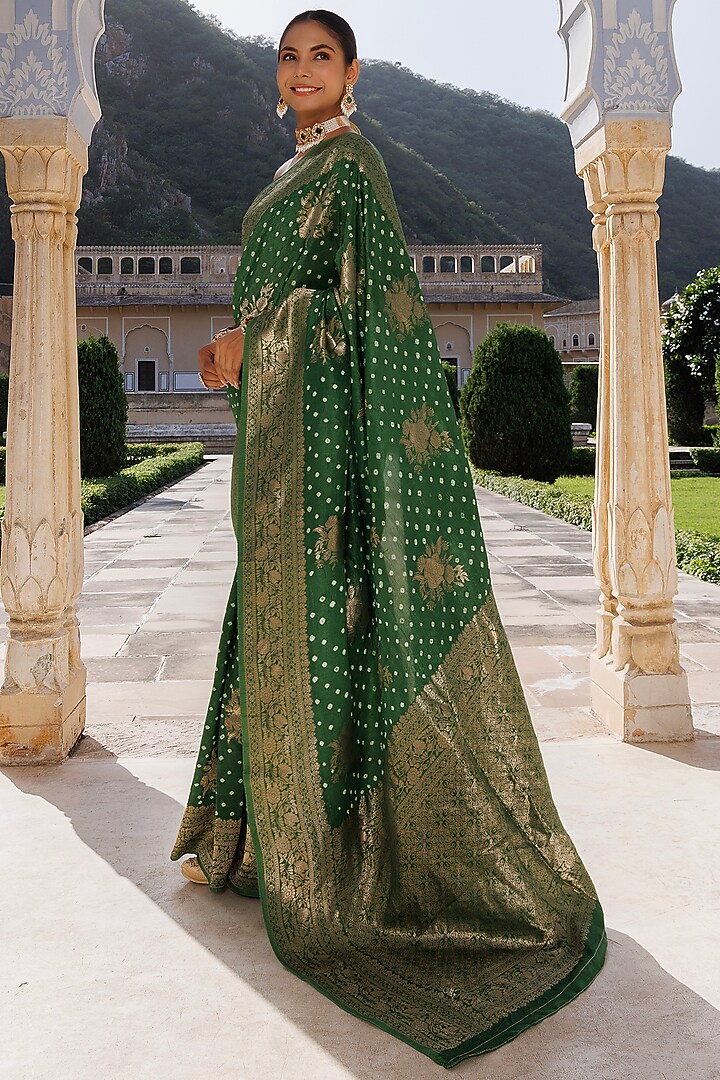 Green Silk Tie-Dye Bandhani Banarasi Party Wear Saree Set by Geroo Jaipur at Pernia's Pop Up Shop