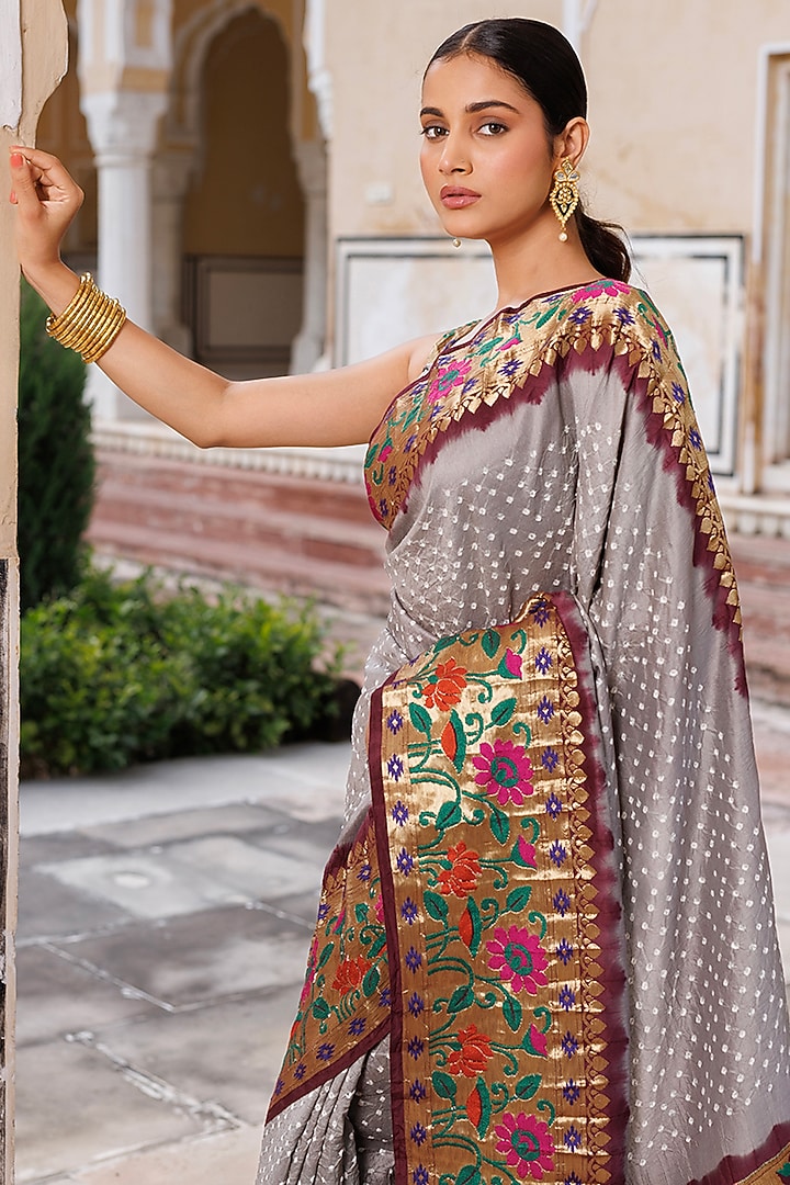 Grey & Brown Silk Handwoven Bandhani Wedding Saree Set by Geroo Jaipur at Pernia's Pop Up Shop
