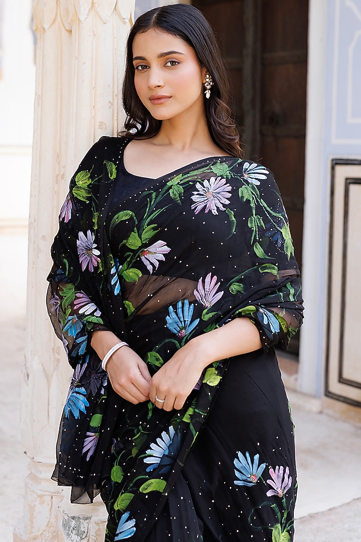 Black Chiffon Hand Painted & Mukaish Work Pre-Stitched Party Wear Saree Set by Geroo Jaipur at Pernia's Pop Up Shop