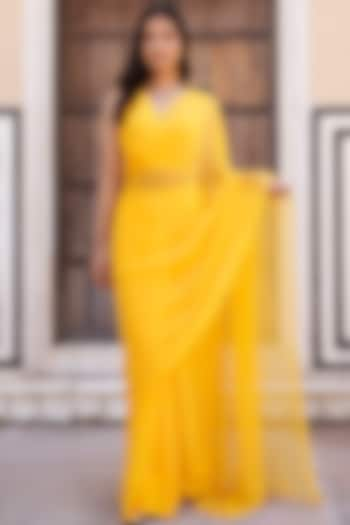 Yellow Chiffon Mukaish Work Pre-Stitched Saree Set by Geroo Jaipur at Pernia's Pop Up Shop