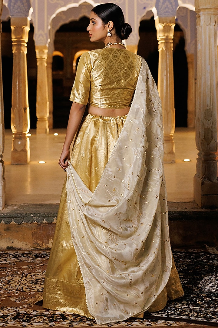 Golden Tissue Handcrafted Lehenga Set by Geroo Jaipur at Pernia's Pop Up Shop