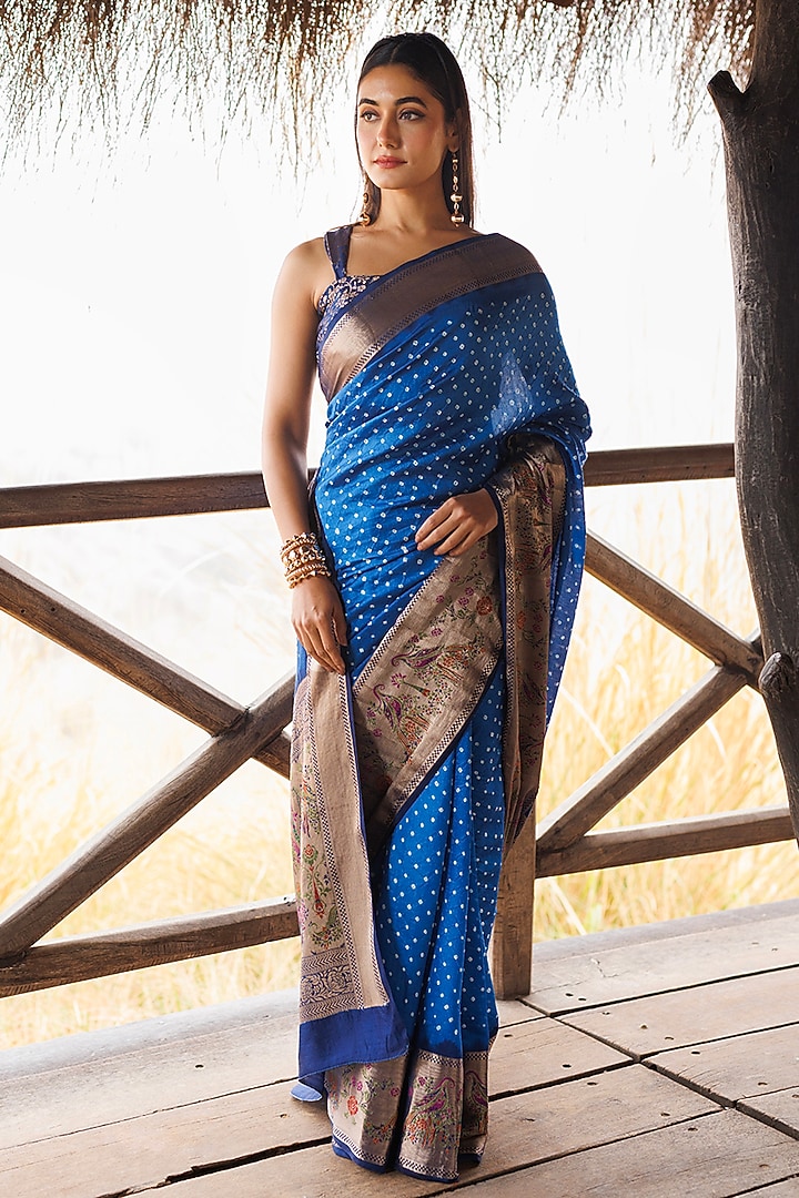 Blue Banarasi Silk Bandhani Tie-Dye Work Wedding Saree Set by Geroo Jaipur at Pernia's Pop Up Shop