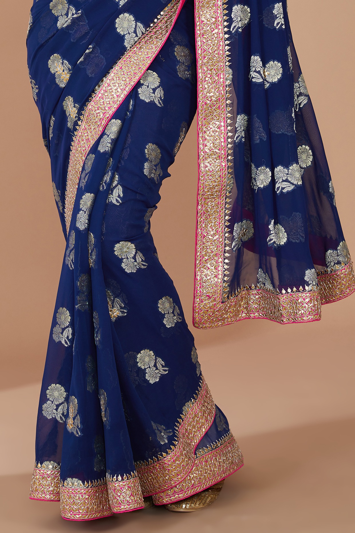 Explore Stunning Leheriya Gota Patti Sarees - Jhakhas Collection