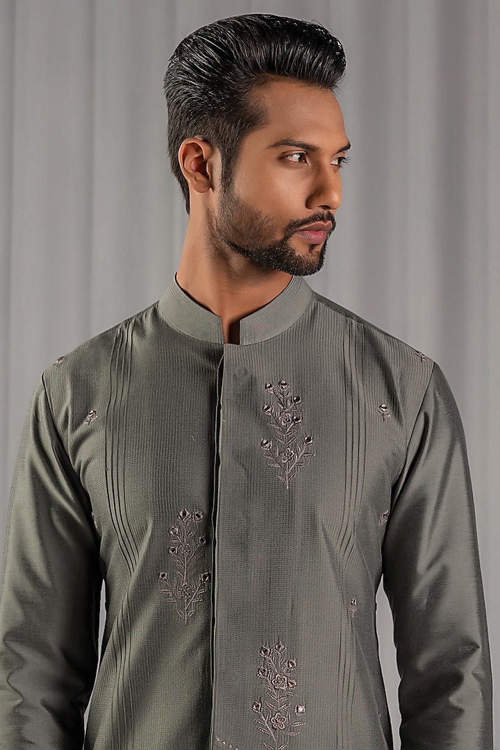 Dark Grey Cotton Silk Embroidered Kurta Set by Punit Arora at Pernia's Pop Up Shop