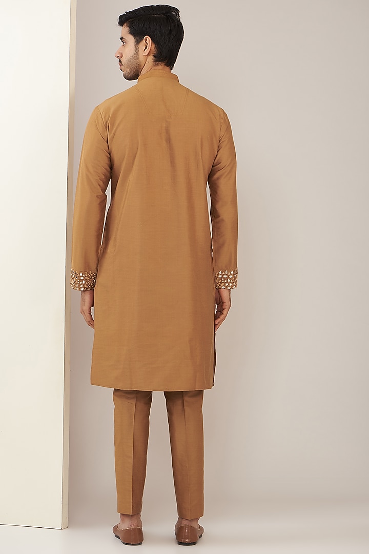 Gold Cotton Silk Mirror Work Kurta Set by GUJRALS at Pernia's Pop Up Shop