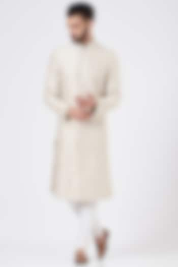 Pearl White Raw Silk Sherwani Set by GUJRALS