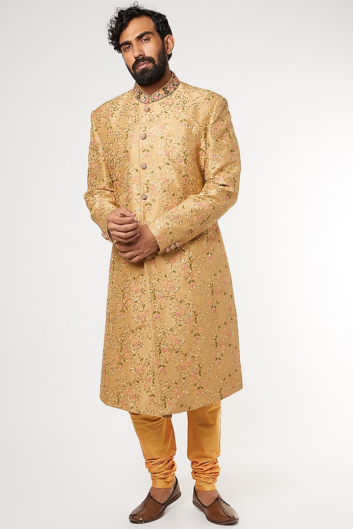 Gold Embroidered Silk Sherwani Set Design by GUJRALS at Pernia's Pop Up ...